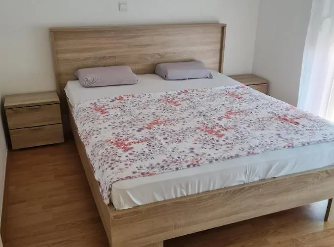 Apartment Nora Near The