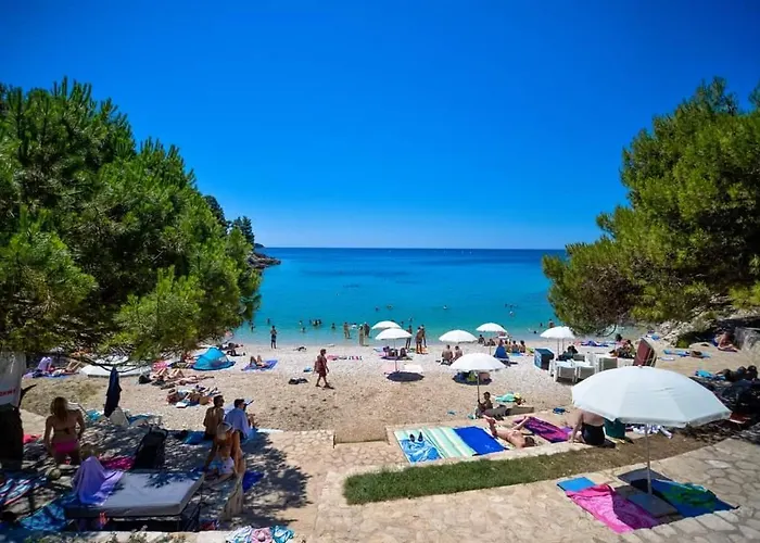 Apartment Nora Near The Pula